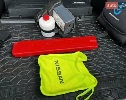 Серый Ниссан Лиф, объемом двигателя 0 л и пробегом 124 тыс. км за 7777 $, фото 13 на Automoto.ua