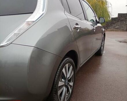 Серый Ниссан Лиф, объемом двигателя 0 л и пробегом 99 тыс. км за 7400 $, фото 6 на Automoto.ua