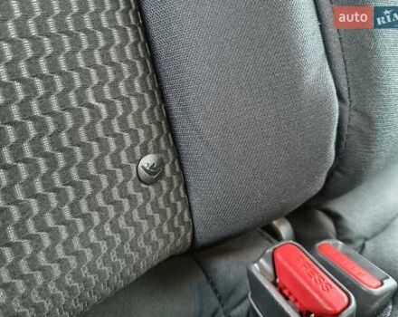 Серый Ниссан Лиф, объемом двигателя 0 л и пробегом 46 тыс. км за 7500 $, фото 24 на Automoto.ua