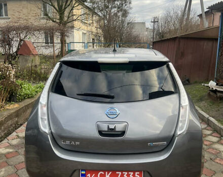 Серый Ниссан Лиф, объемом двигателя 0 л и пробегом 143 тыс. км за 6900 $, фото 4 на Automoto.ua