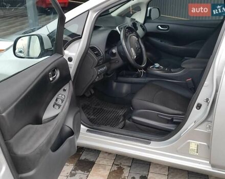 Серый Ниссан Лиф, объемом двигателя 0 л и пробегом 144 тыс. км за 5990 $, фото 23 на Automoto.ua