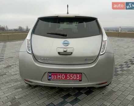 Серый Ниссан Лиф, объемом двигателя 0 л и пробегом 132 тыс. км за 5950 $, фото 5 на Automoto.ua