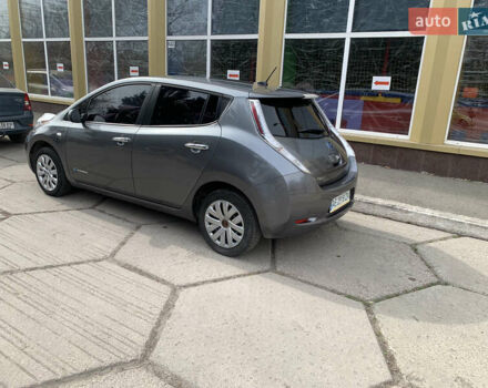 Серый Ниссан Лиф, объемом двигателя 0 л и пробегом 121 тыс. км за 7000 $, фото 6 на Automoto.ua