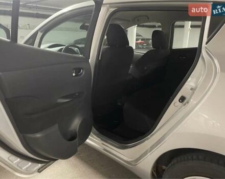 Сірий Ніссан Ліф, об'ємом двигуна 0 л та пробігом 88 тис. км за 7800 $, фото 9 на Automoto.ua