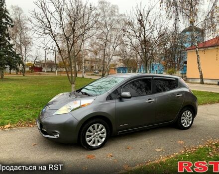 Серый Ниссан Лиф, объемом двигателя 0 л и пробегом 154 тыс. км за 9600 $, фото 1 на Automoto.ua