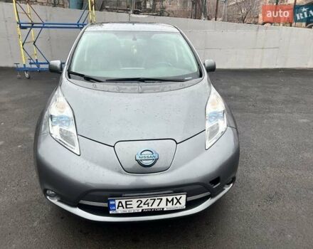 Серый Ниссан Лиф, объемом двигателя 0 л и пробегом 120 тыс. км за 8200 $, фото 7 на Automoto.ua