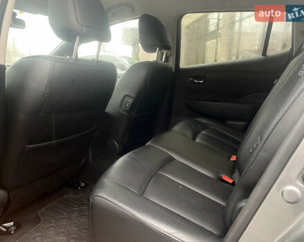 Серый Ниссан Лиф, объемом двигателя 0 л и пробегом 125 тыс. км за 6399 $, фото 7 на Automoto.ua