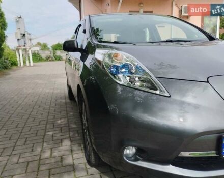 Серый Ниссан Лиф, объемом двигателя 0 л и пробегом 82 тыс. км за 7600 $, фото 9 на Automoto.ua