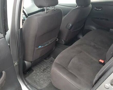 Серый Ниссан Лиф, объемом двигателя 0 л и пробегом 129 тыс. км за 7100 $, фото 56 на Automoto.ua