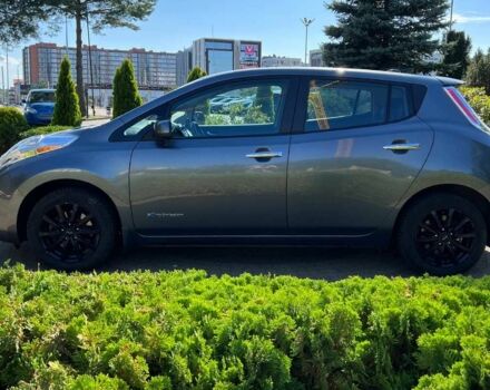 Серый Ниссан Лиф, объемом двигателя 0 л и пробегом 111 тыс. км за 7700 $, фото 3 на Automoto.ua