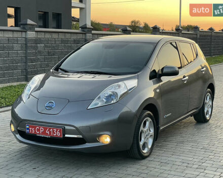 Серый Ниссан Лиф, объемом двигателя 0 л и пробегом 121 тыс. км за 6950 $, фото 1 на Automoto.ua