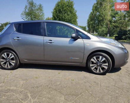 Сірий Ніссан Ліф, об'ємом двигуна 0 л та пробігом 155 тис. км за 7199 $, фото 6 на Automoto.ua
