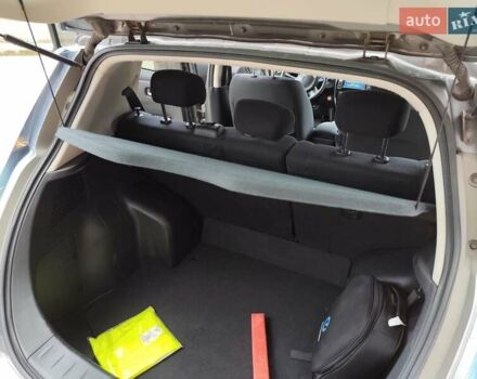 Серый Ниссан Лиф, объемом двигателя 0 л и пробегом 100 тыс. км за 5999 $, фото 55 на Automoto.ua