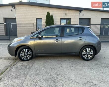 Сірий Ніссан Ліф, об'ємом двигуна 0 л та пробігом 154 тис. км за 8200 $, фото 4 на Automoto.ua