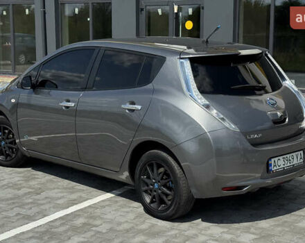 Серый Ниссан Лиф, объемом двигателя 0 л и пробегом 137 тыс. км за 6900 $, фото 6 на Automoto.ua