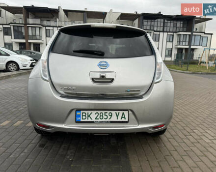 Сірий Ніссан Ліф, об'ємом двигуна 0 л та пробігом 75 тис. км за 7500 $, фото 11 на Automoto.ua