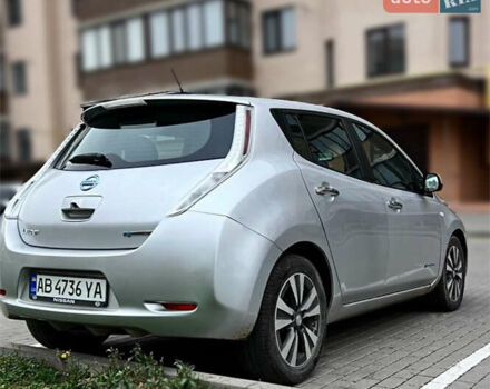 Сірий Ніссан Ліф, об'ємом двигуна 0 л та пробігом 172 тис. км за 7500 $, фото 3 на Automoto.ua