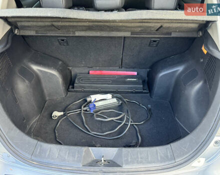 Сірий Ніссан Ліф, об'ємом двигуна 0 л та пробігом 75 тис. км за 7500 $, фото 43 на Automoto.ua