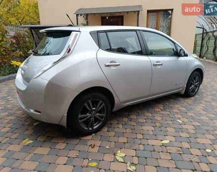 Ниссан Лиф 2014 в Ровно на Automoto.ua Серый Ниссан Лиф, объемом двигателя 0 л и пробегом 118 тыс. км за 5700 $, фото 21 на Automoto.ua