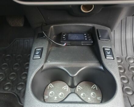 Серый Ниссан Лиф, объемом двигателя 0 л и пробегом 240 тыс. км за 7150 $, фото 10 на Automoto.ua