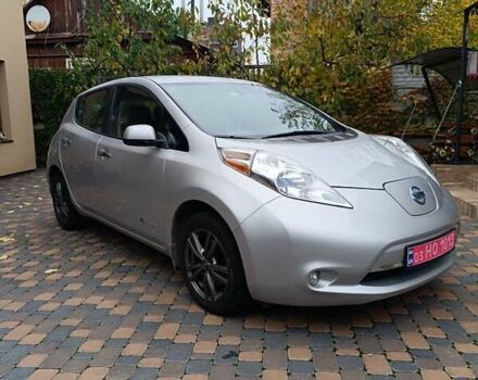 Ниссан Лиф 2014 в Ровно на Automoto.ua Серый Ниссан Лиф, объемом двигателя 0 л и пробегом 118 тыс. км за 5700 $, фото 23 на Automoto.ua