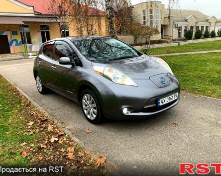 Серый Ниссан Лиф, объемом двигателя 0 л и пробегом 154 тыс. км за 9600 $, фото 2 на Automoto.ua