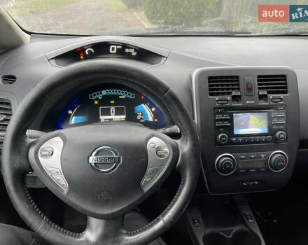 Серый Ниссан Лиф, объемом двигателя 0 л и пробегом 106 тыс. км за 5700 $, фото 11 на Automoto.ua