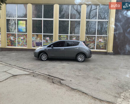 Серый Ниссан Лиф, объемом двигателя 0 л и пробегом 121 тыс. км за 7000 $, фото 34 на Automoto.ua