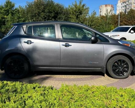 Серый Ниссан Лиф, объемом двигателя 0 л и пробегом 111 тыс. км за 7700 $, фото 7 на Automoto.ua