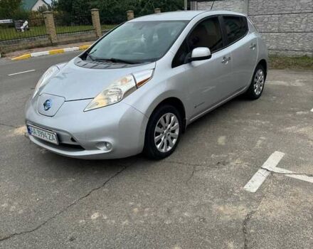 Ниссан Лиф 2014 в Софіївська Борщагівка на Automoto.ua Серый Ниссан Лиф, объемом двигателя 0 л и пробегом 176 тыс. км за 5500 $, фото 1 на Automoto.ua