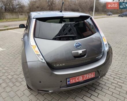 Серый Ниссан Лиф, объемом двигателя 0 л и пробегом 100 тыс. км за 5999 $, фото 20 на Automoto.ua