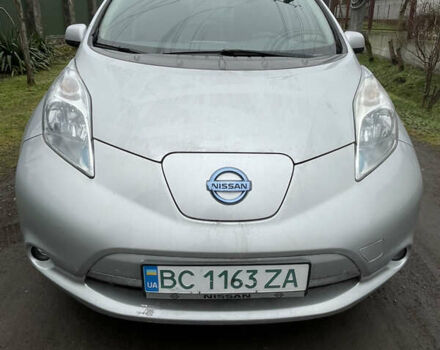 Серый Ниссан Лиф, объемом двигателя 0 л и пробегом 106 тыс. км за 5700 $, фото 2 на Automoto.ua