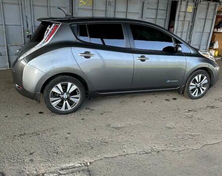 Сірий Ніссан Ліф, об'ємом двигуна 0 л та пробігом 103 тис. км за 7200 $, фото 2 на Automoto.ua