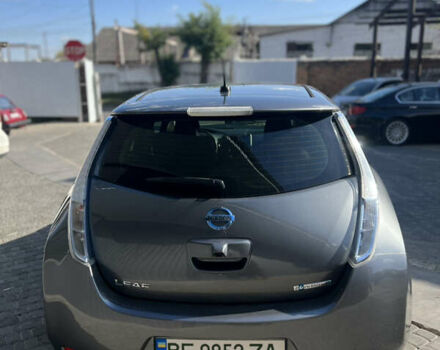 Серый Ниссан Лиф, объемом двигателя 0 л и пробегом 155 тыс. км за 6200 $, фото 6 на Automoto.ua