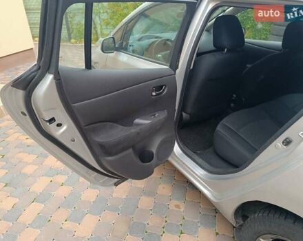 Ниссан Лиф 2014 в Ровно на Automoto.ua Серый Ниссан Лиф, объемом двигателя 0 л и пробегом 118 тыс. км за 5700 $, фото 56 на Automoto.ua