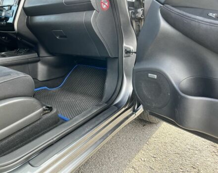 Серый Ниссан Лиф, объемом двигателя 0 л и пробегом 124 тыс. км за 7777 $, фото 7 на Automoto.ua