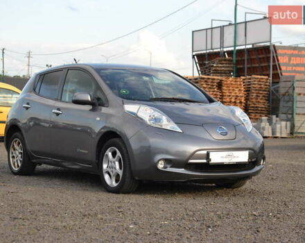 Сірий Ніссан Ліф, об'ємом двигуна 0 л та пробігом 74 тис. км за 6999 $, фото 4 на Automoto.ua