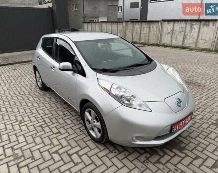 Серый Ниссан Лиф, объемом двигателя 0 л и пробегом 134 тыс. км за 6499 $, фото 3 на Automoto.ua