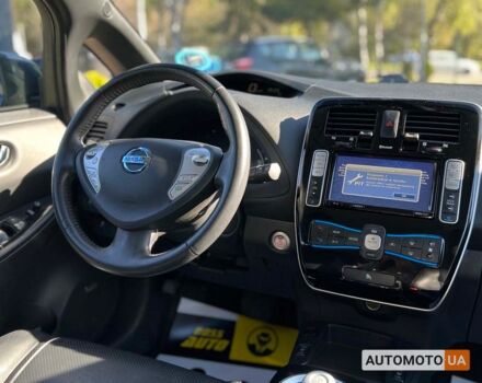 Серый Ниссан Лиф, объемом двигателя 24 л и пробегом 60 тыс. км за 9000 $, фото 11 на Automoto.ua