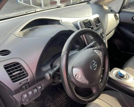 Сірий Ніссан Ліф, об'ємом двигуна 0 л та пробігом 140 тис. км за 7000 $, фото 6 на Automoto.ua