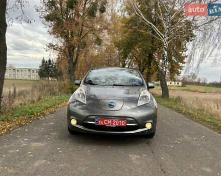 Сірий Ніссан Ліф, об'ємом двигуна 0 л та пробігом 138 тис. км за 5950 $, фото 9 на Automoto.ua
