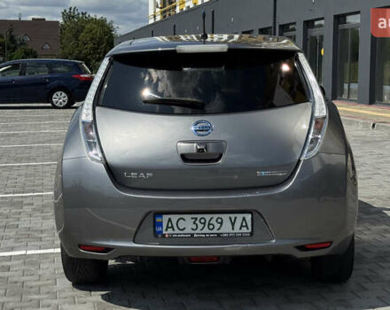 Серый Ниссан Лиф, объемом двигателя 0 л и пробегом 137 тыс. км за 6900 $, фото 5 на Automoto.ua