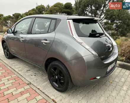 Серый Ниссан Лиф, объемом двигателя 0 л и пробегом 99 тыс. км за 6900 $, фото 4 на Automoto.ua