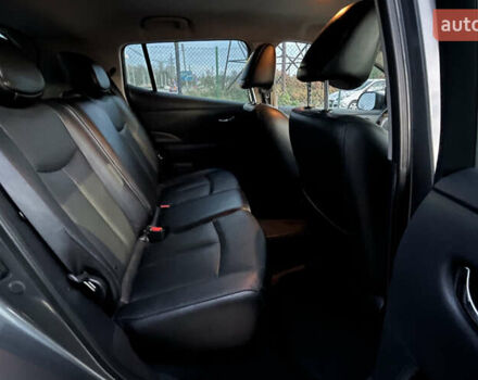 Серый Ниссан Лиф, объемом двигателя 0 л и пробегом 122 тыс. км за 7500 $, фото 17 на Automoto.ua