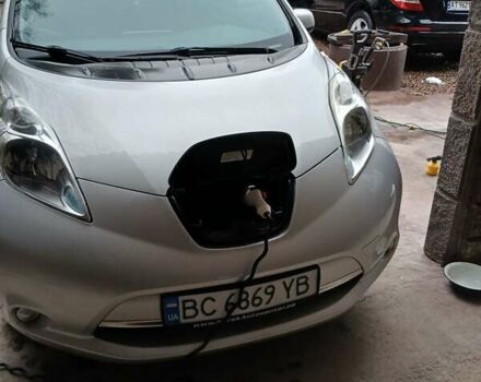 Серый Ниссан Лиф, объемом двигателя 0 л и пробегом 122 тыс. км за 6900 $, фото 9 на Automoto.ua