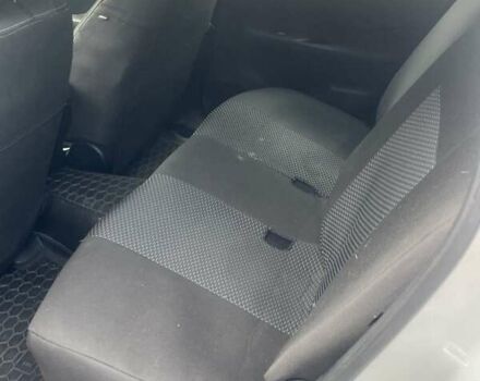 Серый Ниссан Лиф, объемом двигателя 0 л и пробегом 107 тыс. км за 5800 $, фото 4 на Automoto.ua