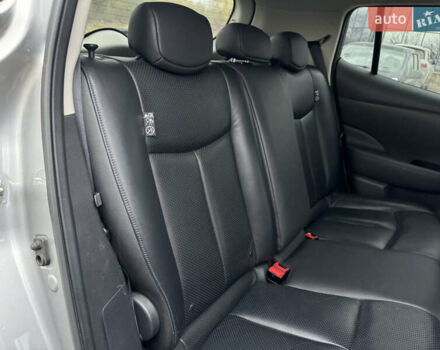 Сірий Ніссан Ліф, об'ємом двигуна 0 л та пробігом 75 тис. км за 7500 $, фото 30 на Automoto.ua