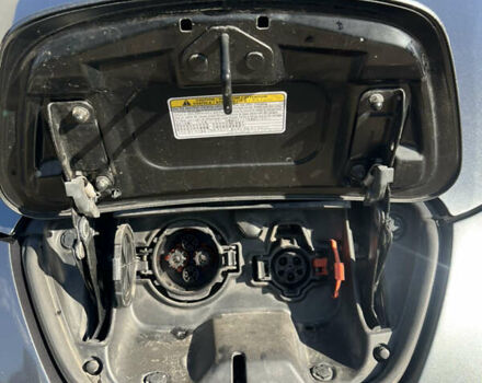 Серый Ниссан Лиф, объемом двигателя 0 л и пробегом 155 тыс. км за 6200 $, фото 22 на Automoto.ua