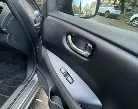 Серый Ниссан Лиф, объемом двигателя 0 л и пробегом 85 тыс. км за 7000 $, фото 12 на Automoto.ua