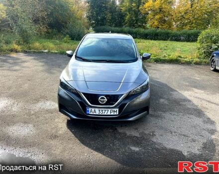 Серый Ниссан Лиф, объемом двигателя 0 л и пробегом 148 тыс. км за 10400 $, фото 2 на Automoto.ua